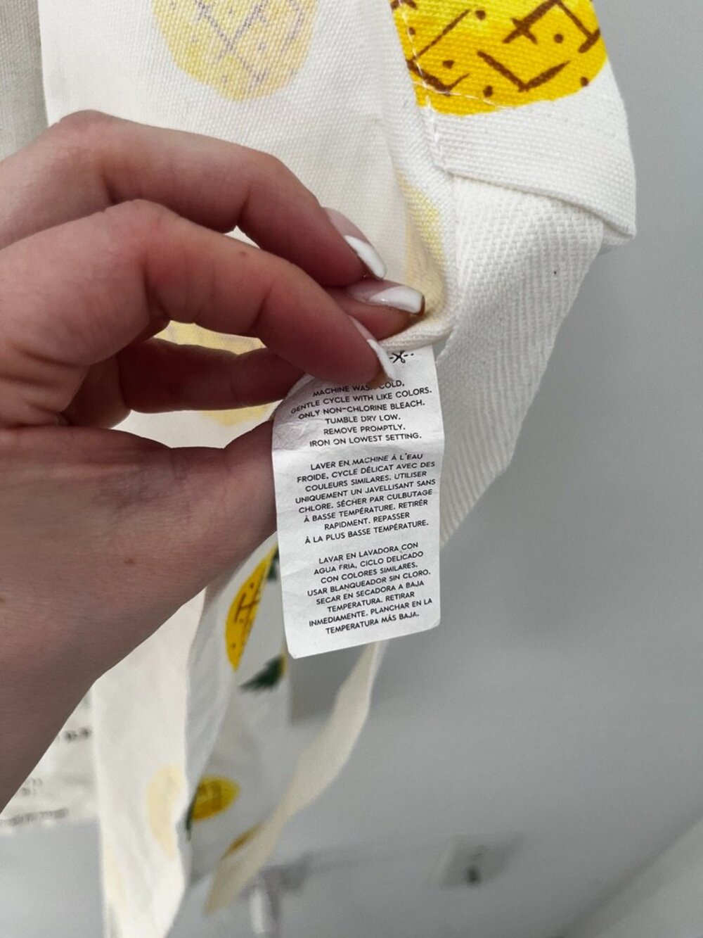 Kate Spade For Good Measure Pineapple Print Kitchen Apron - Picture 7 of 7